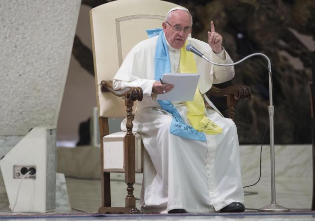 Pope Francis speaks during an Oct. 13 audience with a pilgrimage of Catholics and Lutherans from Germany in the Paul VI hall at the Vatican. (CNS photo/Giorgio Onorati, EPA) See POPE-LUTHERANS-REFUGEES Oct. 13, 2016.