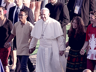 Pope_Francis_at_WYD_in_Poland_2016_Credit_Marcin_Kadziolka_Shutterstock_EWTN