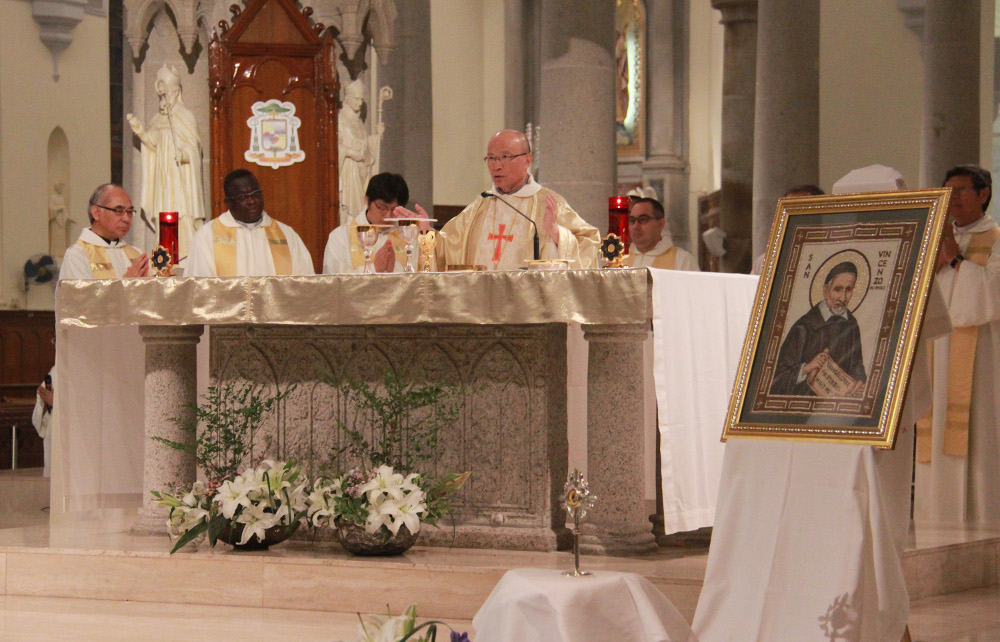 Bishop Michael Yeung Ming-cheung of Hong Kong celebrates Mass Sept. 27, the feast of St. Vincent de Paul, at the Cathedral of the Immaculate Conception. St. Vincent de Paul is the patron saint of all works of charity. (CNS photo/Francis Wong)