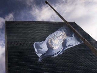 UN_Flag_outside_of_the_United_Nations_Headquarters_New_York_Credit_United_Nations_Photo_via_Flickr_CC_BY_NC_ND_20_CNA_6_9_15