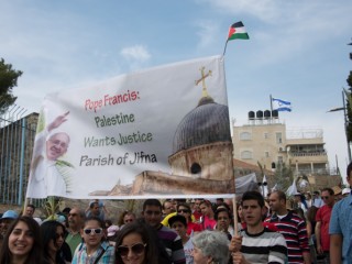 Jerusalem_-Mount-of-Olives_Palestine_Pope-Francis_Ryan-Rodrick-Beiler