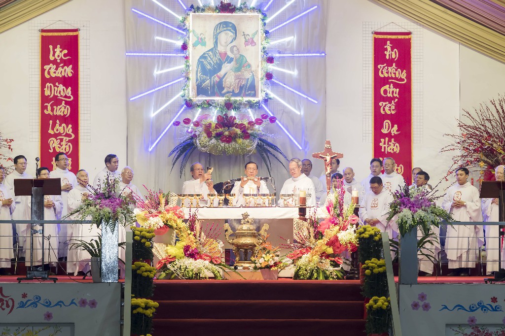15-20-2018 Giao Thua 1 (24)