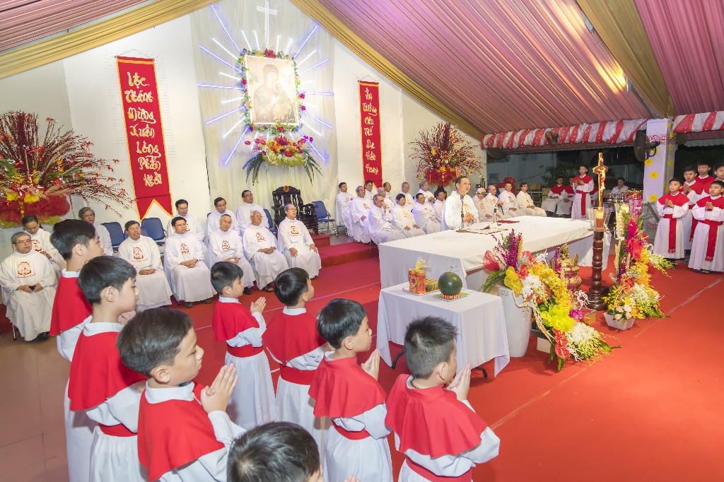 15-20-2018 Giao Thua 1 (30)