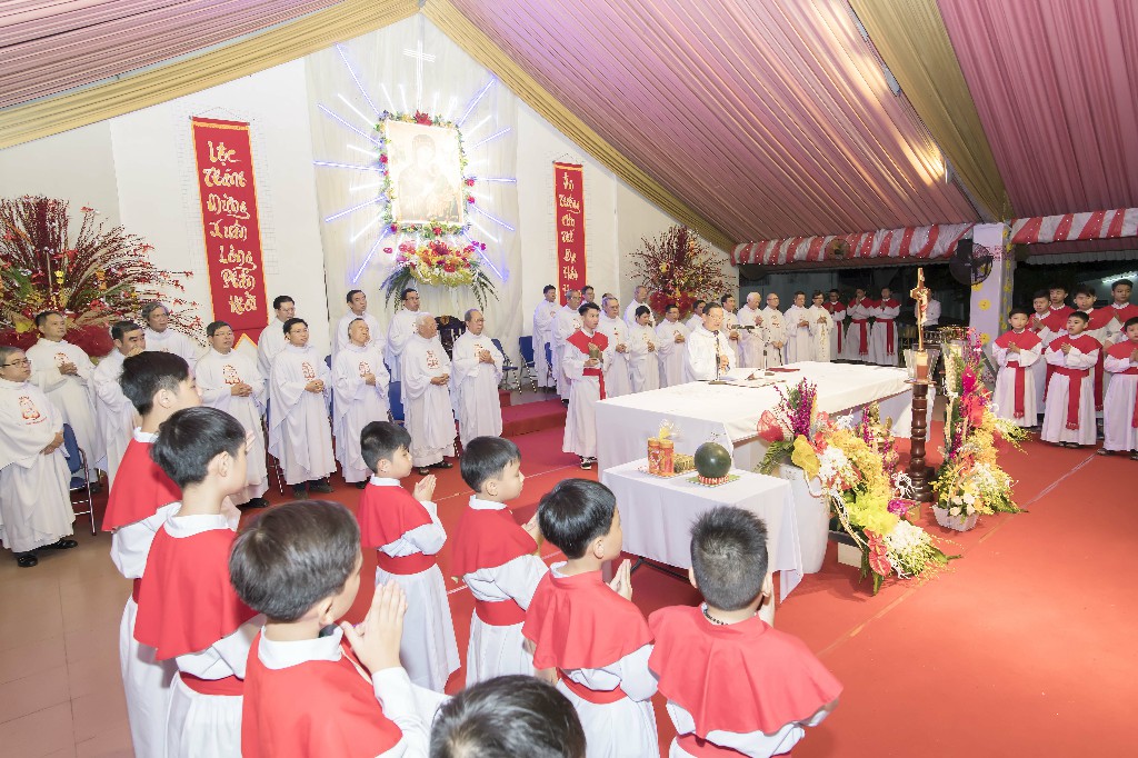 15-20-2018 Giao Thua 1 (32)