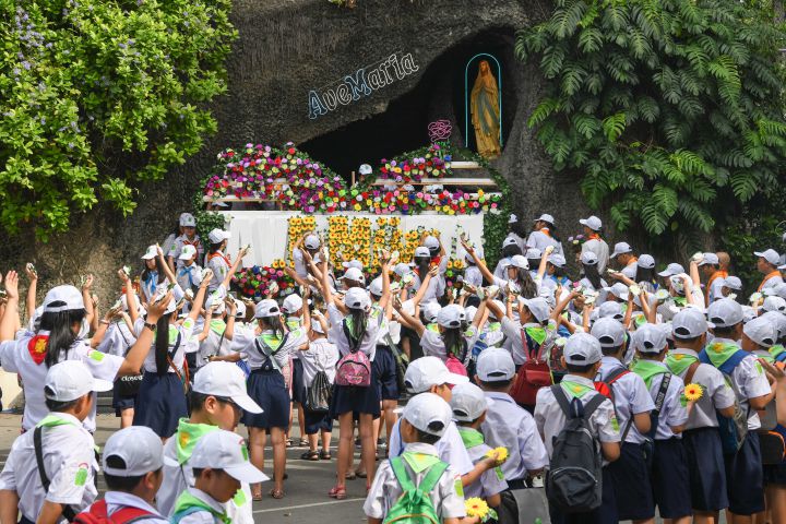 13-05-201820180513 Nhi Dang Hoa (17)