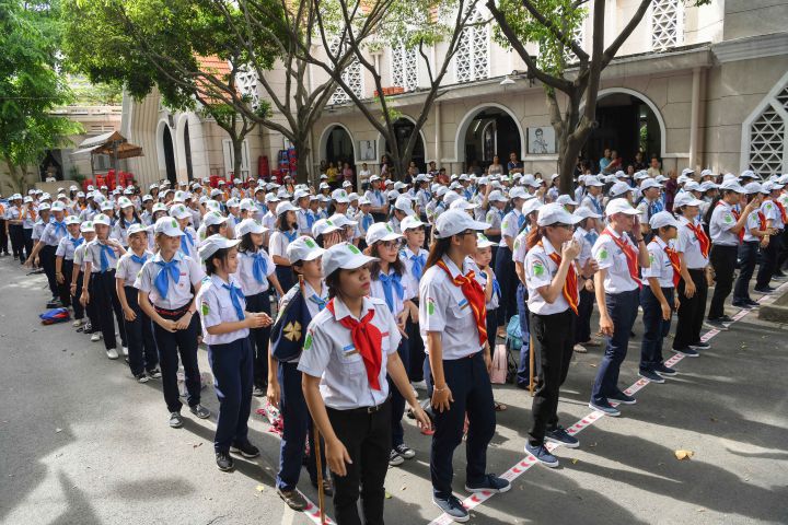 13-05-201820180513 Nhi Dang Hoa (30)