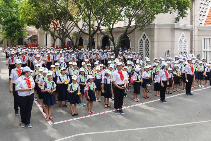 13-05-201820180513 Nhi Dang Hoa (4)
