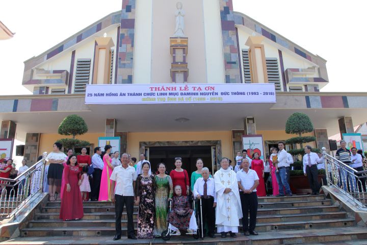 2018 Thanh le 25 Nam Lm C Thong (12)