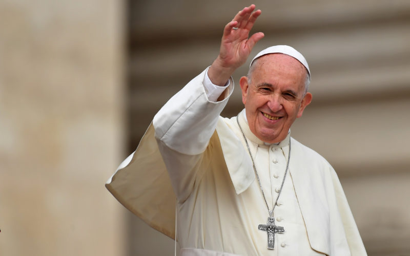 Pope Francis waves during a weekly general audience at St Peter's square on April 11, 2018 in Vatican. / AFP PHOTO / TIZIANA FABI (Photo credit should read TIZIANA FABI/AFP/Getty Images)