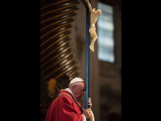 Pope_Francis_1_at_The_Liturgy_of_the_Lords_Passion_at_St_Peters_Basilica_on_April_3_2015_Credit_LOsservatore_Romano_CNA