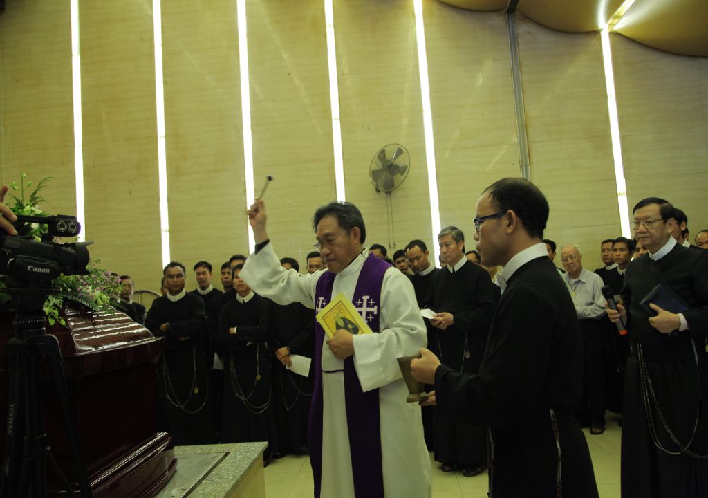 12-06-2018 Hoa Tang Thay Tha (12)