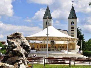 Đền thánh Đức Mẹ Mễ du (Medjugorje)