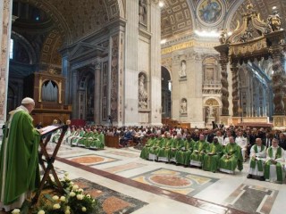 Pope_Francis_says_a_special_Mass_for_migrants_in_St_Peters_Basilica_July_6_2018_Credit_Vatican_Media