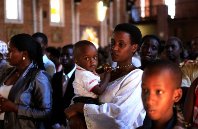 20180814T1010-19372-CNS-RWANDA-CHURCHES-RELIGIOUS-FREEDOM_800-690x450