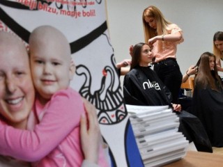 Một chiến dịch giúp trẻ em bị ung thư  (AFP or licensors)
