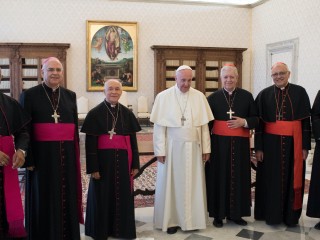 The-Holy-Father-With-The-Venezuelan-Bishops-©-Osservatore-Romano