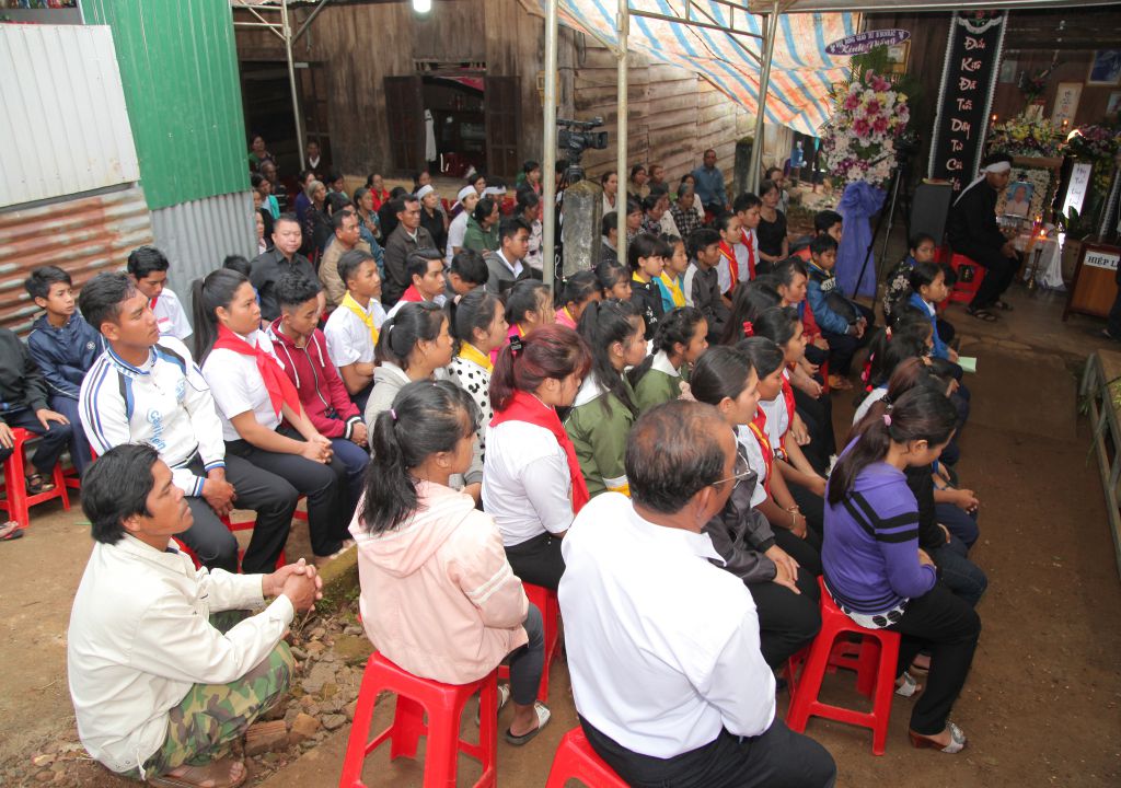 09-09-2018 Anh Em trong Lop 2004 DL (16)