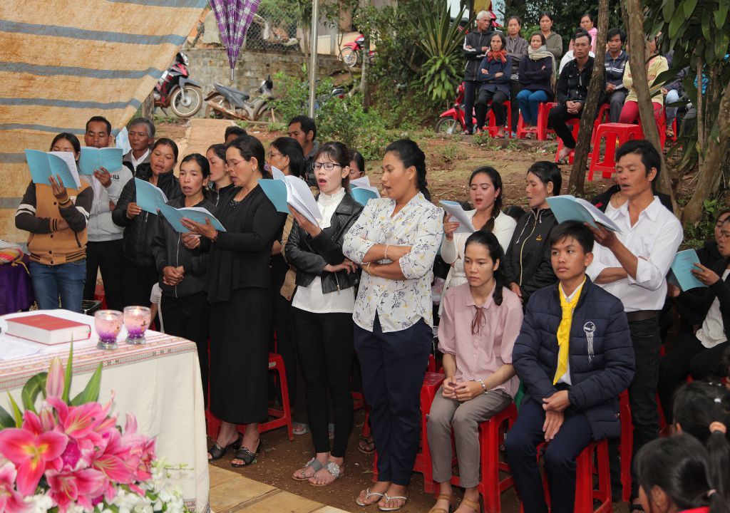 09-09-2018 Anh Em trong Lop 2004 DL (31)
