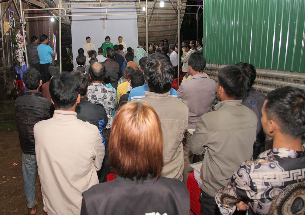 09-09-2018 C Thinh-C Mang Dang le Cau Nguyen Cho Anna (1)