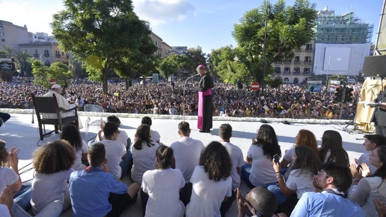 20180915 Francis of Palermo met the young people of Palermo 2