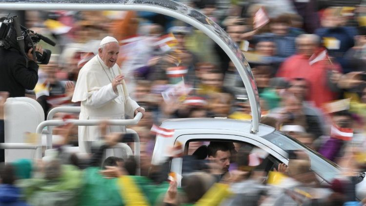 20180924 Pope Francis celebrating Mass in Aglona, Latvia 10