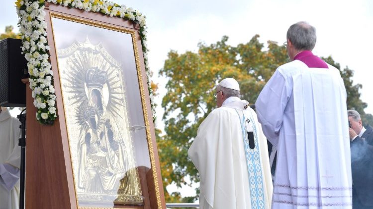 20180924 Pope Francis celebrating Mass in Aglona, Latvia 15