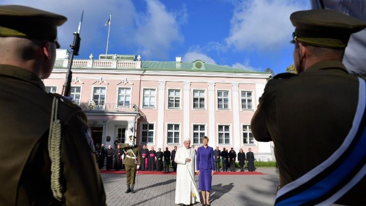 20180925 Francis of Assisi met the president and the civil authorities of Estonia 4