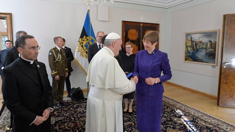 20180925 Francis of Assisi met the president and the civil authorities of Estonia 6