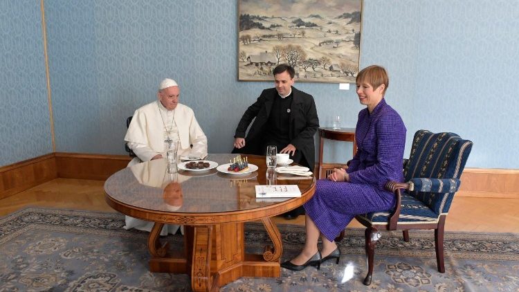 20180925 Francis of Assisi met the president and the civil authorities of Estonia 7