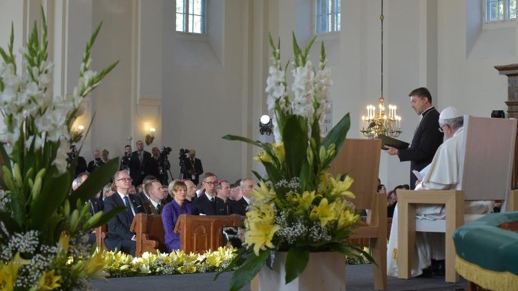 20180925 Pope Francis met with young ecumenical Christianity in Estonia 6