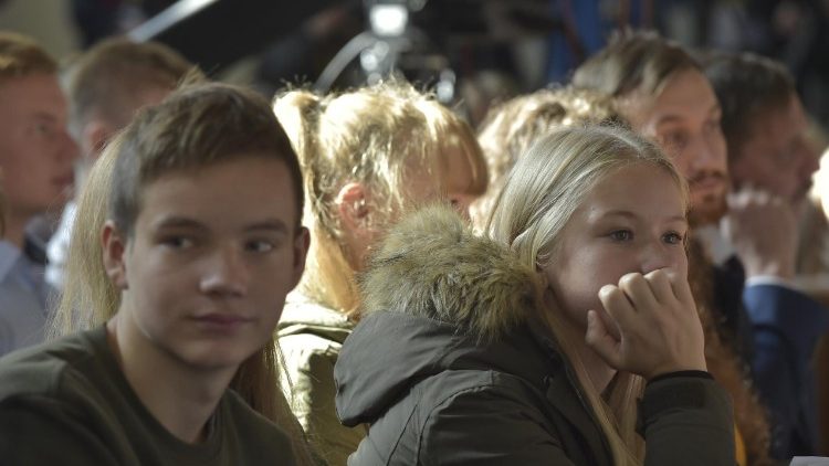 20180925 Pope Francis met with young ecumenical Christianity in Estonia 8