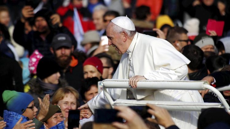 20180925 Pope at Mass in Freedom Square, Tallin, Estonia on September 18