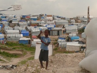 "Thành phố lều" ở Haiti