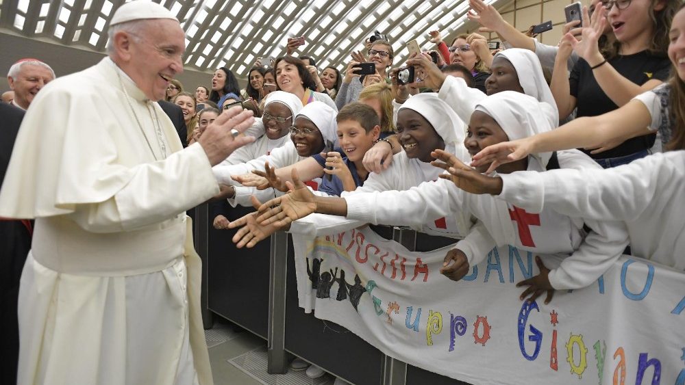 20181007 Papa Francis of Assisi and his fathers met 7,000 young people 12