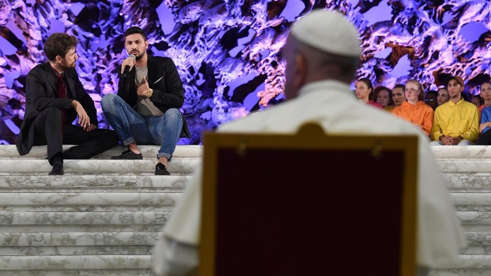 20181007 Papa Francis of Assisi and his fathers met 7,000 young people 6