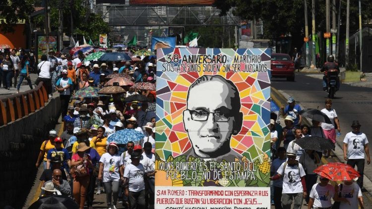 Đức Tổng Giám Mục chân phước Oscar Romero