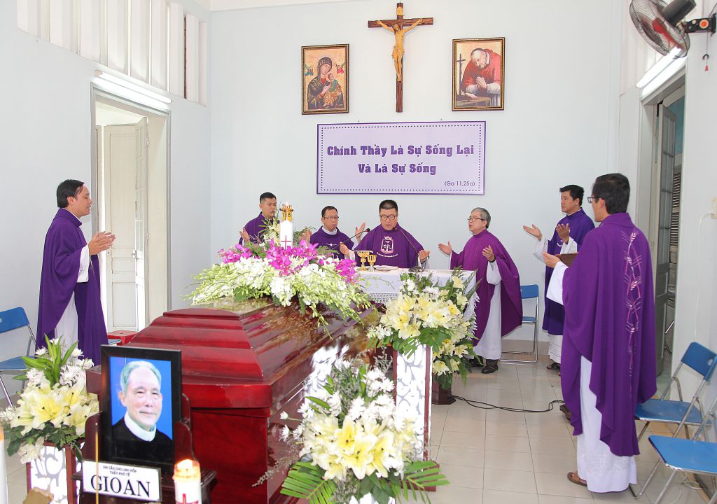 20181009 CD Tinh & Cac Thay 10g (14)