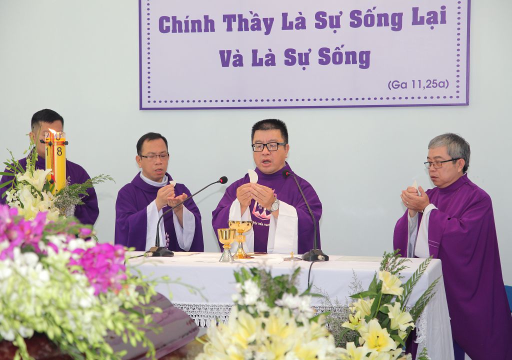 20181009 CD Tinh & Cac Thay 10g (17)