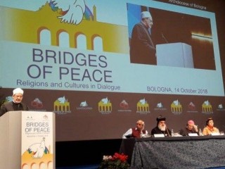 cuộc gặp gỡ cầu nguyện hòa bình tại thành phố Bologna