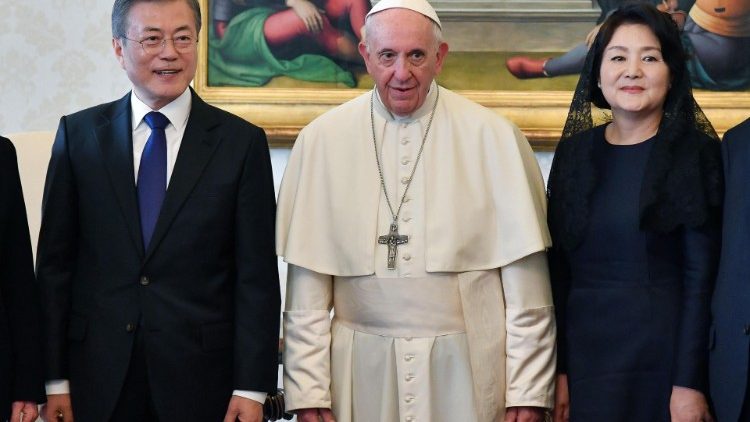 Đức Thánh Cha tiếp kiến Tổng Thống Hàn Quốc  (ANSA)