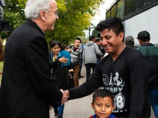 20181102T1525-0172-CNS-WASHINGTON-LETTER-CARAVAN-690x450