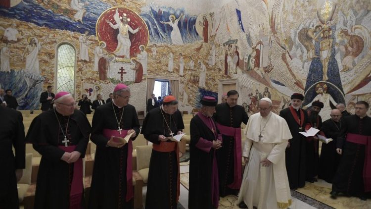 20181110 Pope meets with Patriarch Gewargis III 2