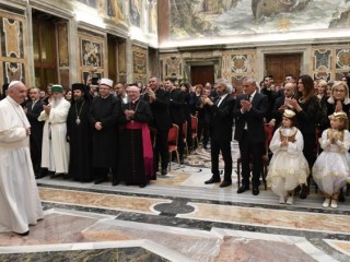 20181120 The Pope welcomed 200 delegates from all Albanians 00
