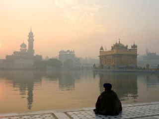 View_of_the_golden_temple_in_Amritsar_India_Credit_AMA__Shuttersock_CNA