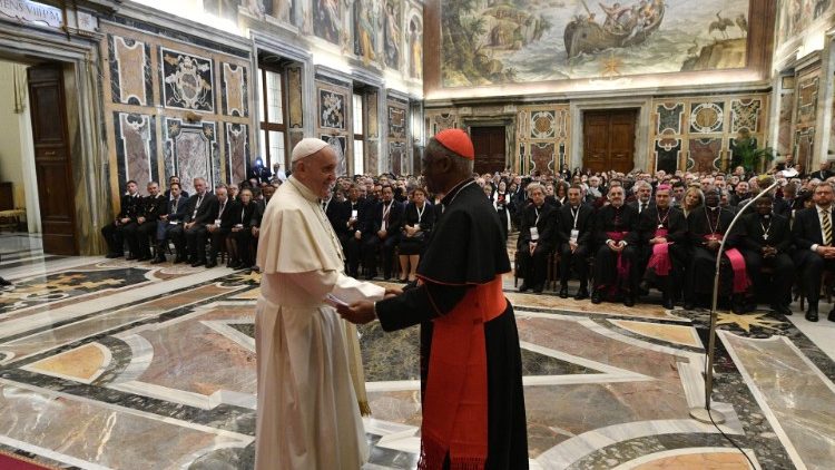 ĐTC tiếp kiến Hội nghị quốc tế về ma túy (Vatican Media)