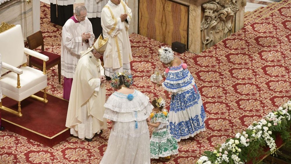 20181213 The Holy Father celebrates the feast of Our Lady of Guadalupe 2