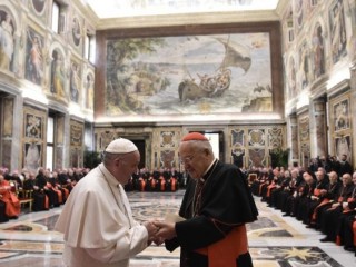 ĐTC tiếp kiến các vị trong Giáo triều Roma (Vatican Media )