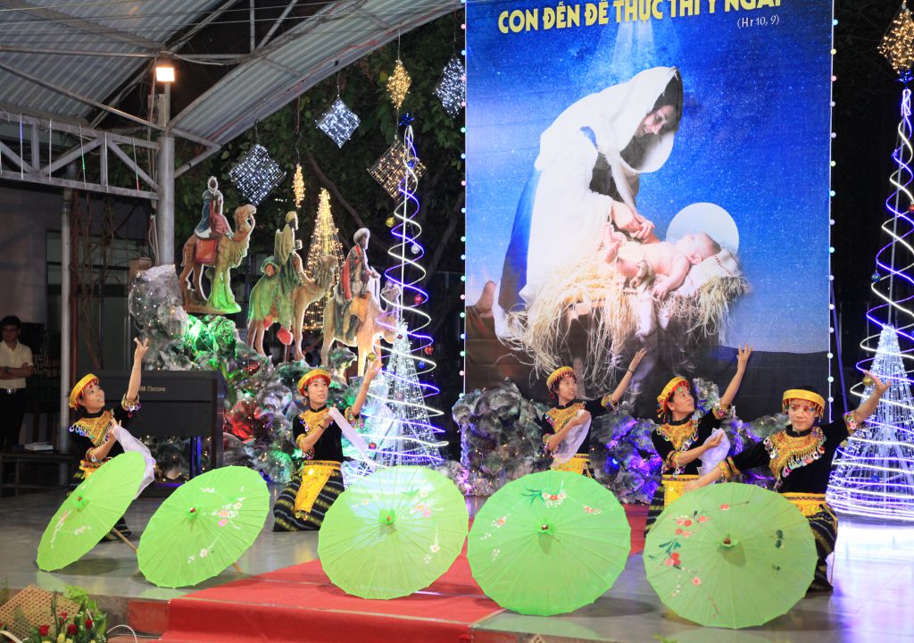 20181222 Hoan Ca Giang Sinh - Du Tap CSsR Mai Thon (19)