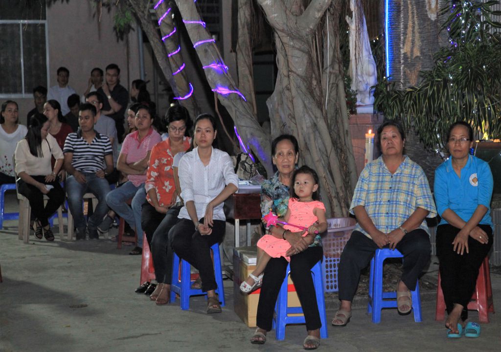 20181222 Hoan Ca Giang Sinh - Du Tap CSsR Mai Thon (27)