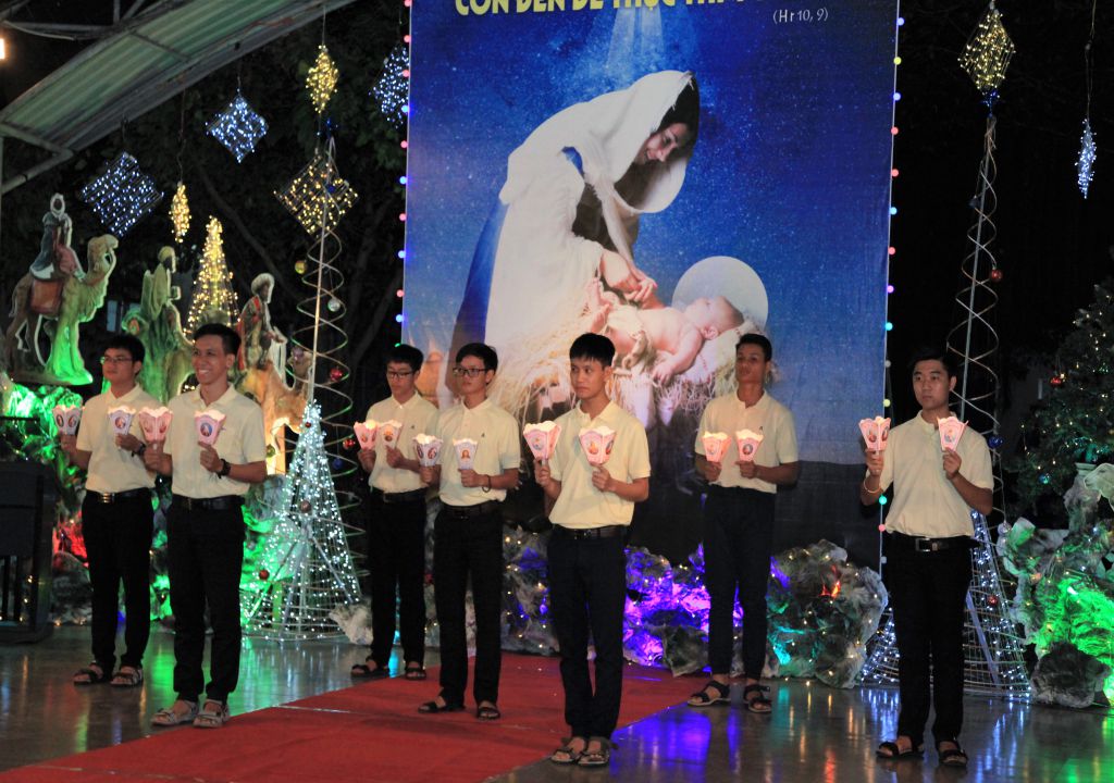 20181222 Hoan Ca Giang Sinh - Du Tap CSsR Mai Thon (31)